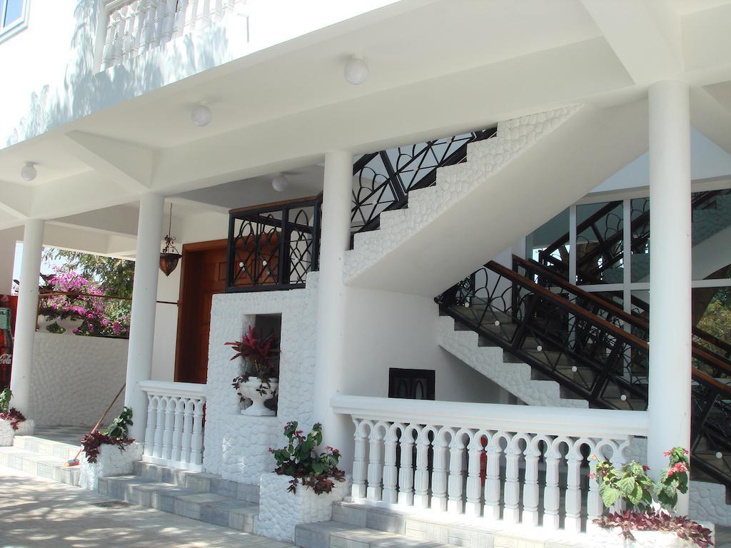 โรงแรมนิว โดโดมา ภายนอก รูปภาพ
