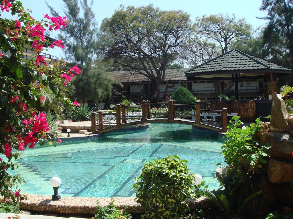โรงแรมนิว โดโดมา ภายนอก รูปภาพ